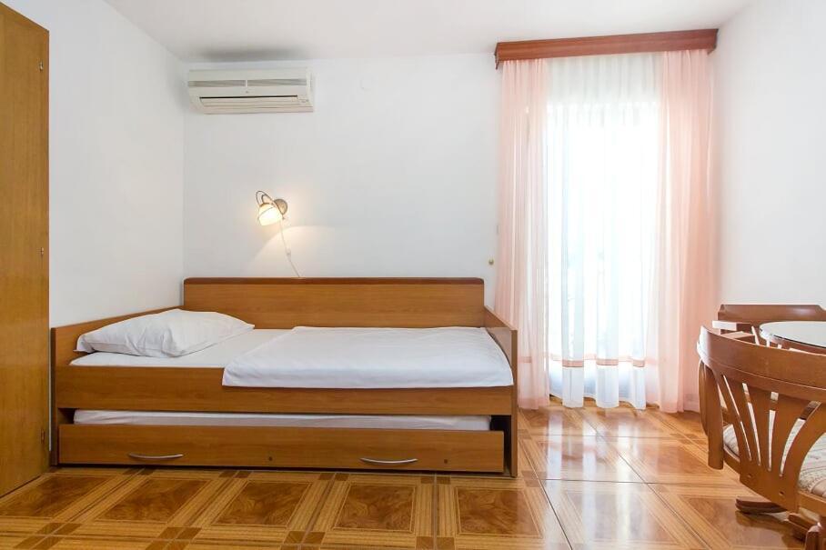 Apartments Tonimir Водице Экстерьер фото