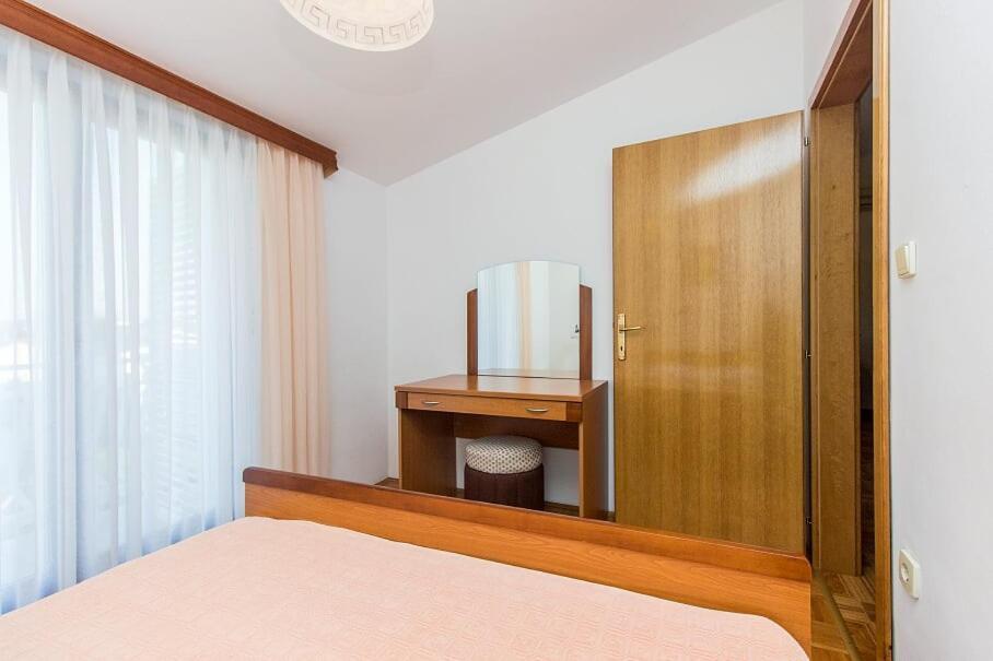 Apartments Tonimir Водице Экстерьер фото
