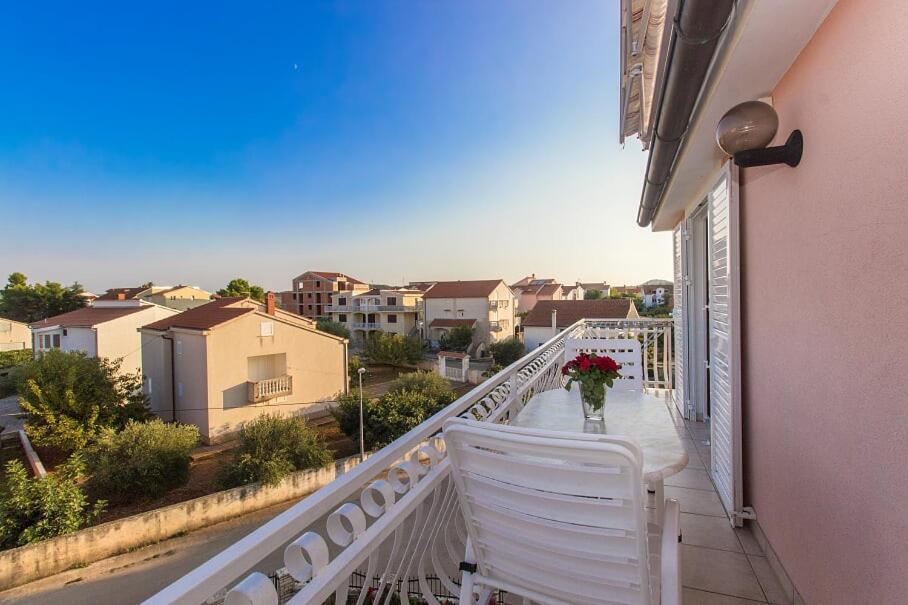 Apartments Tonimir Водице Экстерьер фото